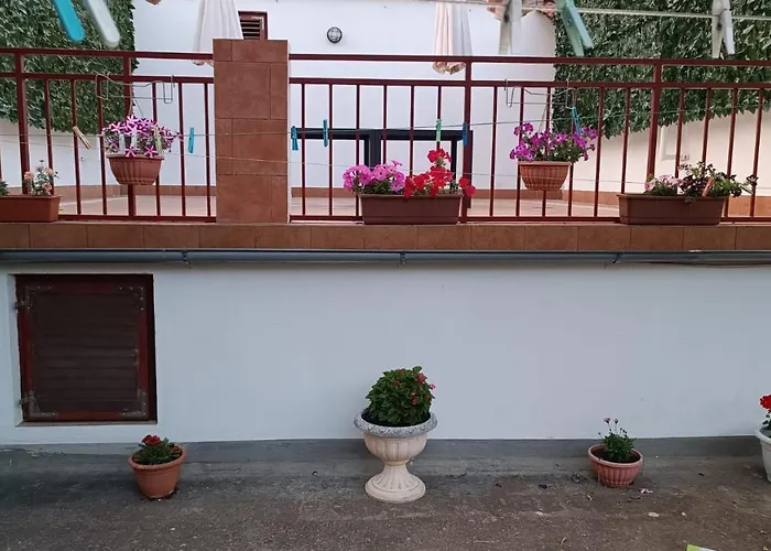 Studio Jemi Apartment Pula